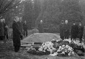 8589 Begrafenis grootvader de Booys, 11-01-1947