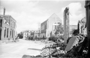 108 Arnhem verwoest, zomer 1945