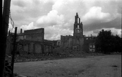 1222 Arnhem verwoest, 1945