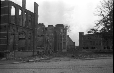1228 Arnhem verwoest, 1945