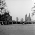 2324 Arnhem, Markt, 18-4-1951