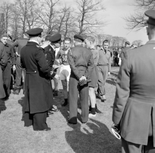 2432 Arnhem, Monnikensteeg, 21-3-1951