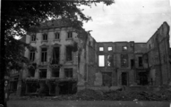 825 Arnhem verwoest, 1945