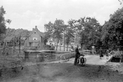 116 FOTOCOLLECTIES - DRIESSEN / RAAYEN, 1945