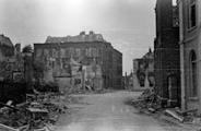 606 FOTOCOLLECTIES - DRIESSEN / RAAYEN, 1945