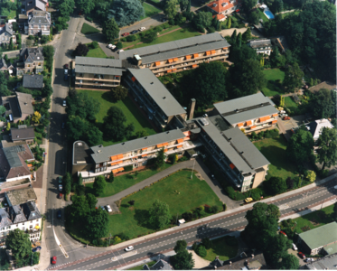 393 Luchtfoto Velp, 1992