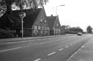 11350-0001 De Steeg. Straatbeeld Hoofdstraat, 28-10-1981