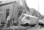 13345-0001 Beekbergen. Ongeval hoek Arnhemseweg en Engelanderweg, 18-08-1982