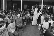 14076-0001 Lorentz Scholengemeenschap. Sinterklaas festiviteiten, 25-11-1982
