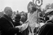 14097-0001 Oosterbeek. Aankomst Sinterklaas, 27-11-1982