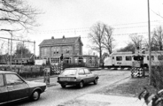 14902-0002 Station Wolfheze. Spoorwegovergang, 28-03-1983