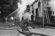 3296-0005 Heteren. Brand in café Sprokkelenburg, 09-06-1978