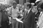 5817-0001 Amsterdam. Demonstratie bij de Algemene Bank Nederland, 19-06-1979