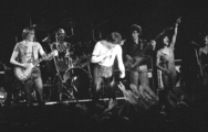 6858-0001 Stokvishal. Optreden van Herman Brood en zijn band, 23-11-1979