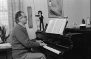 8985-0001 De heer W.P.A. Hoogveld, pianist, 08-10-1980