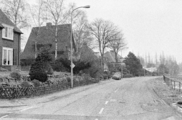 9852-0001 Oosterbeek. Straatbeeld Benedendorpsweg, 26-02-1981