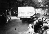 2640 AMSTERDAM HELPT ARNHEM, 11 september 1945