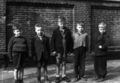 4481 FOTOCOLLECTIES - BOOYS SR, P.J. DE, maart 1946
