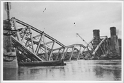 126 Spoorbrug Oosterbeek, mei 1940