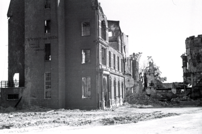 306 Caderius van Veen, 1945