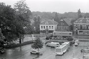 2227 Oosterbeek, Raadhuisplein, 1975-08-21