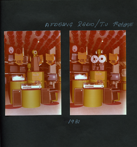 4-0048 Etalages Hagens Warenhuis, 1982