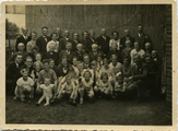 5.01-0002 Kinderen en kleinkinderen bij de Gouden Bruiloft, 01-06-1938