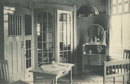 1393-0011 Een der toonkamers der N.V. Oosterbeeksche meubelfabriek L.O.V. te Oosterbeek , 1913-1935