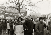 38 Salih Kinran - Demonstratie tegen visumplicht door Turkse migranten uit Gelderland in den Haag , 01-12-1980