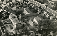 857.02-0001 Luchtfoto van het Ziekenhuis Aleida Cramer Stichting, ca. 1970-1979