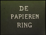 5-0001 De papieren ring