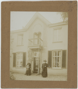 9-0007 Eerste huis van W.A. van Dam sr., 1900