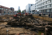 1116 restanten van oude vestingwerken tussen (nu) de Nieuwe Oeverstraat en de Oude Oeverstraat, 31-08-2011
