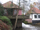 11673 links het tweede molengebouw van voormalige dubbele onderslag koren- en olie watermolen Den Helder aan de ...