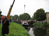 243 jacht in takels Apeldoorns Kanaal, 13-09-2008
