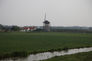 2677 molen De Marsch in landschap, 19-09-2009