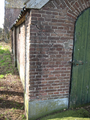 3235 muur met scheuren hallehuisboerderij aan Pas 6 te Afferden, 15-03-2012