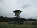 3983 terrein met bunkers voor nucleaire kernkoppen, uitkijktoren/wachttoren, 15-05-2012