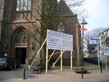 5973 bord van aannemer waarop de reconstructie van de Pancratius kerk wordt aangekondigd, 26-03-2007