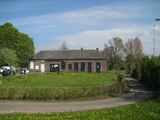 6032 voormalige openbare school (voorzijde) omgeving Waalbandijk, 25-04-2012