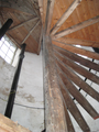 6369 interieur watertoren, zicht naar boven, trap/plafond, 19-12-2012