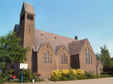 7195 buitenkant RK kerk St. Martinus voor- zijkant rechts, 13-07-2006