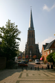 9134 vooraanzicht kerk tijdens op/afbouw steigers R.K. kerk O.L. Vrouw Visitatie, 10-10-2007