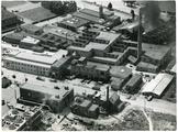 138 Luchtfoto van de Camiz fabriek, 08-07-1952