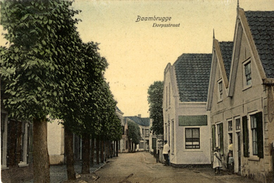 10; De Dorpsstraat te Baambrugge omstreeks 1920.