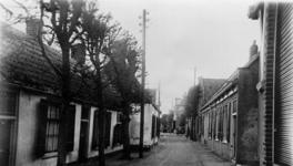 13; De Dorpsstraat te Baambrugge