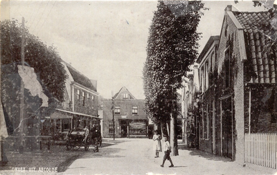116; Begin van de Stationsstraat te Abcoude omstreeks 1907