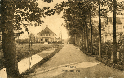  De Oude Bunnikseweg met de villa Kloosterend