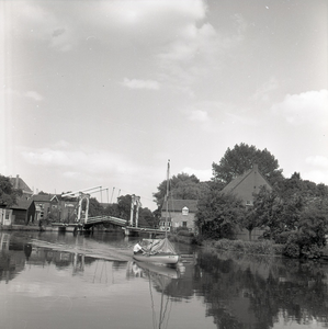 BB-FA-LoJospe00017; De Vechtbrug in Loenen