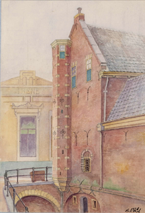 35419 Gezicht op de zijgevel met de traptoren van het koetshuis van het huis Janskerkhof 12 te Utrecht op de hoek ...